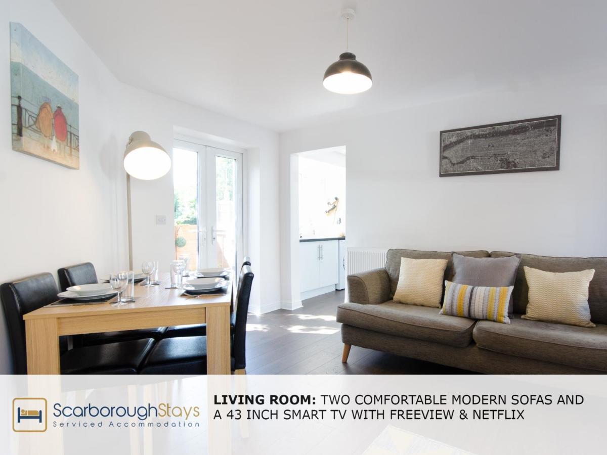 Candler Lodge - 3 Bedroom Townhouse With Parking - Patio Area & Seating Scarborough Exterior photo