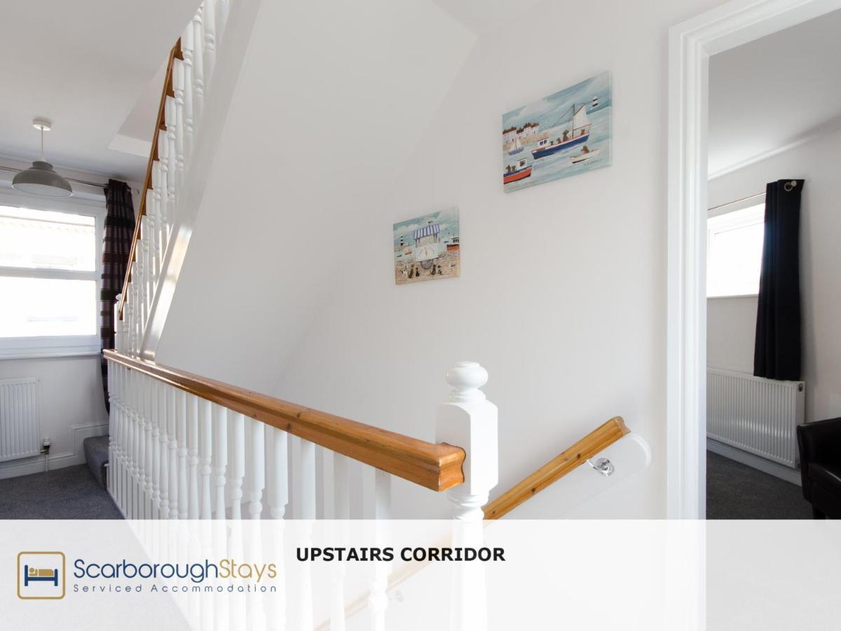 Candler Lodge - 3 Bedroom Townhouse With Parking - Patio Area & Seating Scarborough Exterior photo