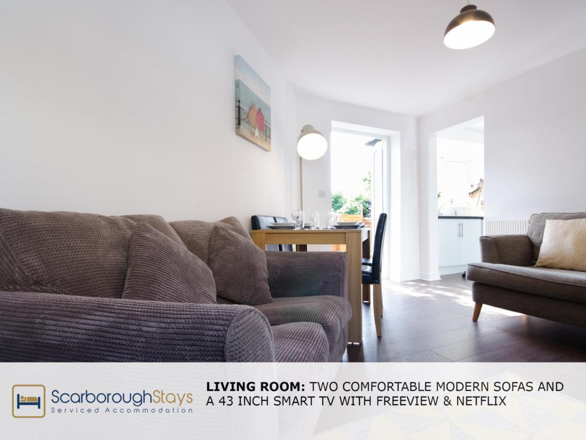Candler Lodge - 3 Bedroom Townhouse With Parking - Patio Area & Seating Scarborough Exterior photo